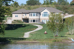 Robinson.jpg (89198 bytes)